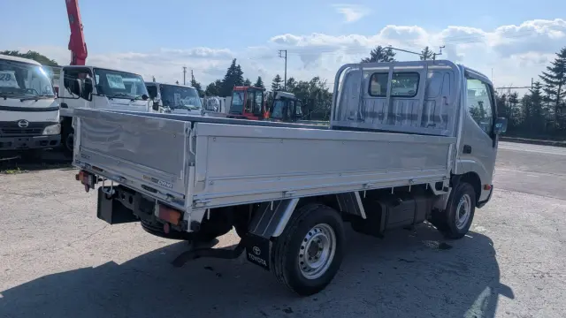 トヨタ ダイナ LDF-KDY281(4WD)の写真5