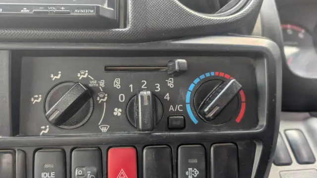 トヨタ ダイナ LDF-KDY281(4WD)の写真34