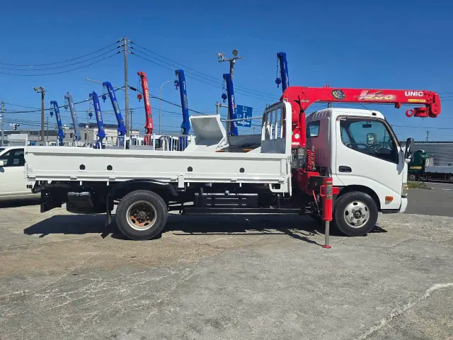 日野 デュトロ SKG-XZU650M(2WD)の写真4