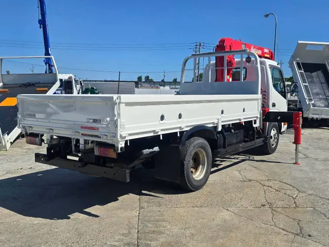 日野 デュトロ SKG-XZU650M(2WD)の写真8