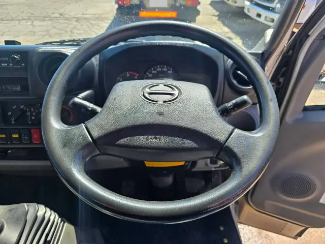 日野 デュトロ SKG-XZU650M(2WD)の写真32