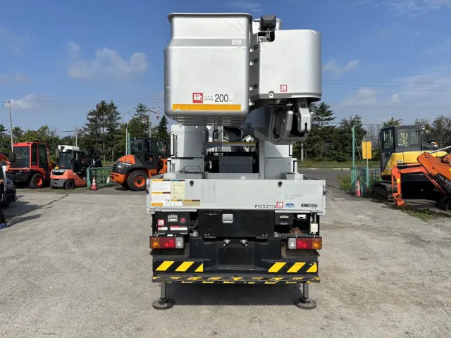 トヨタ ダイナ BDG-XZU304A(2WD)の写真6