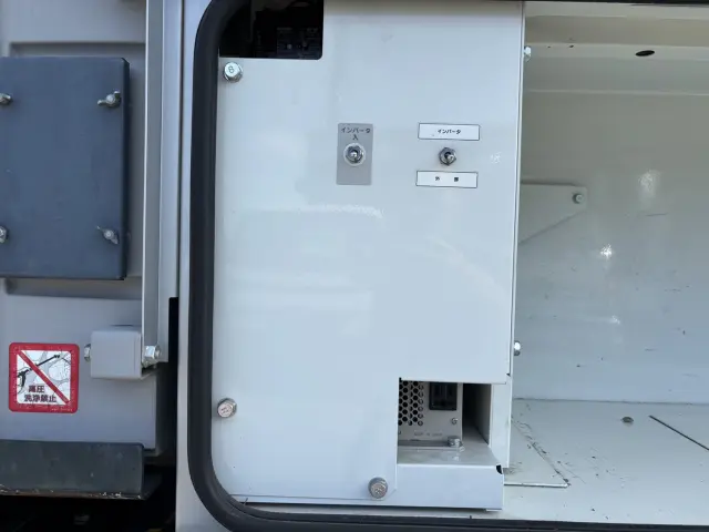 トヨタ ダイナ BDG-XZU304A(2WD)の写真11