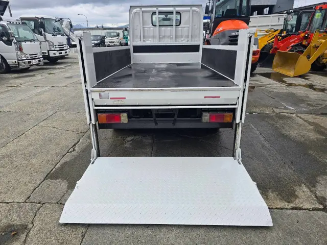 トヨタ ダイナ TKG-XZU675(4WD)の写真14