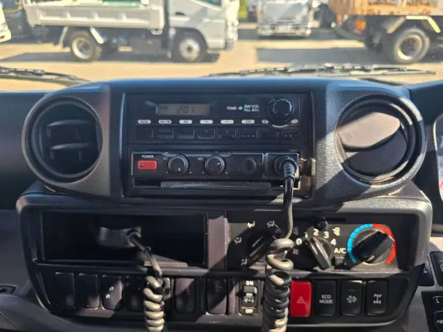 トヨタ ダイナ TKG-XZU675(4WD)の写真36