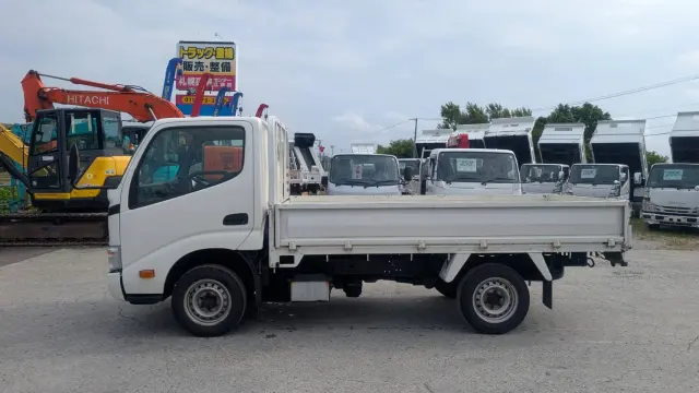 トヨタ ダイナ LDF-KDY281(4WD)の写真8