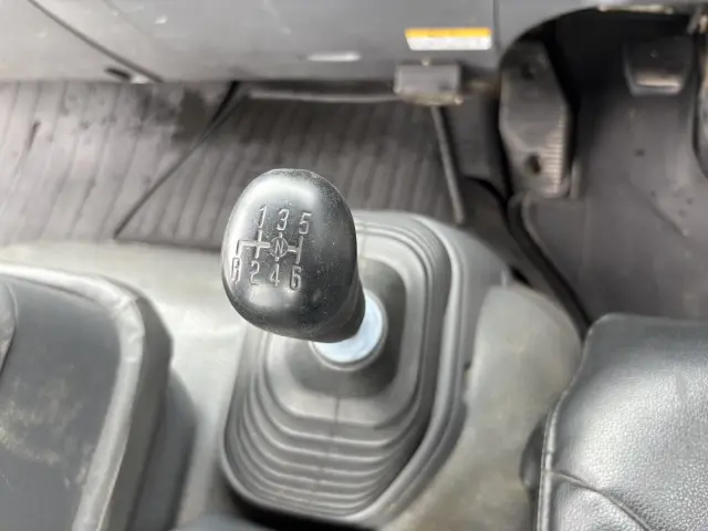 いすゞ フォワード PKG-FRR90S2(2WD)の写真42