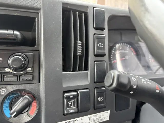 いすゞ フォワード PKG-FRR90S2(2WD)の写真45