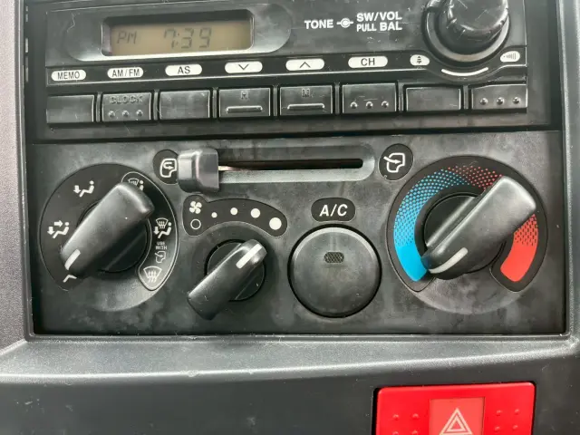 いすゞ エルフ 不明の写真38