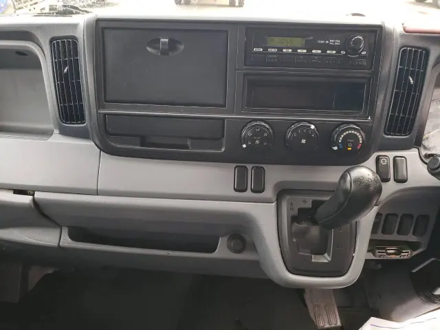 三菱 キャンター TKG-FBA60(2WD)の写真30