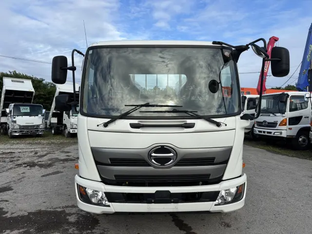 日野 レンジャー 2KG-FC2ABA(2WD)の写真2