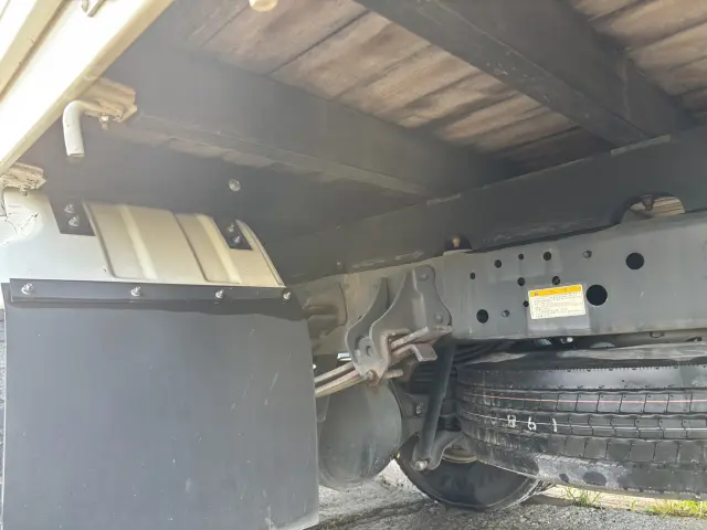 日野 レンジャー 2KG-FC2ABA(2WD)の写真27