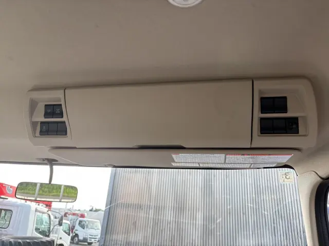日野 レンジャー 2KG-FC2ABA(2WD)の写真46
