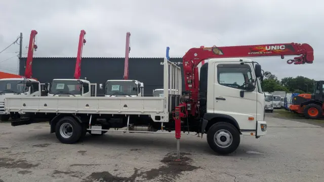 日野 レンジャー 2KG-FC2ABA(2WD)の写真4