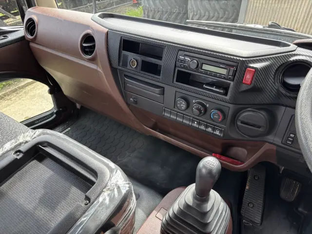 日野 レンジャー 2KG-FC2ABA(2WD)の写真42