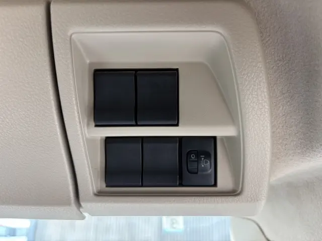 日野 レンジャー 2KG-FC2ABA(2WD)の写真46