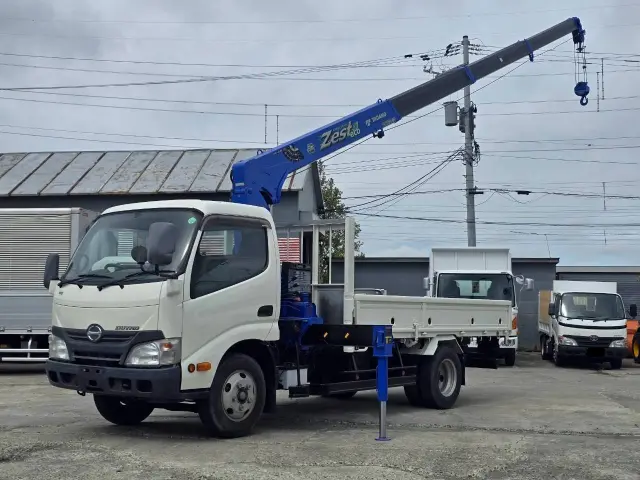 日野 デュトロ TKG-XZU650M(2WD)の写真2