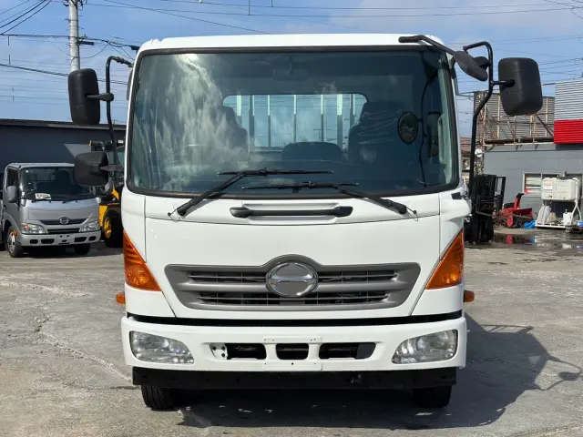 日野 レンジャー TKG-FC9JKAP(2WD)の写真2
