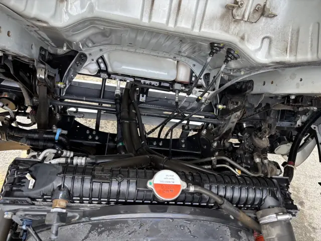 UD コンドル TKG-MK38L(2WD)の写真19