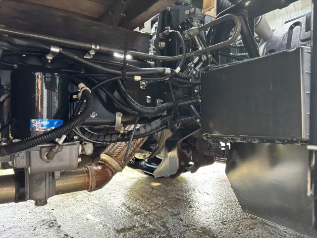 ＵＤ コンドル TKG-MK38L(2WD)の写真24