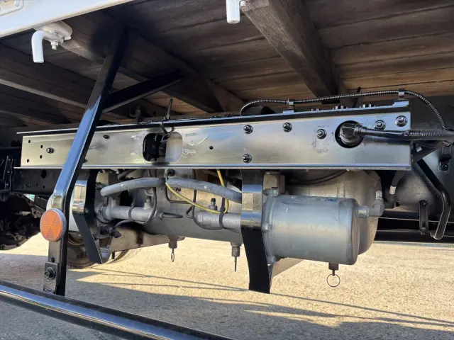 UD コンドル TKG-MK38L(2WD)の写真27