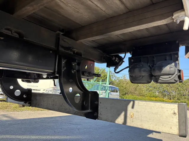 UD コンドル TKG-MK38L(2WD)の写真32
