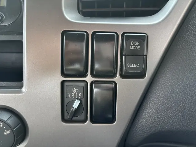 ＵＤ コンドル TKG-MK38L(2WD)の写真45