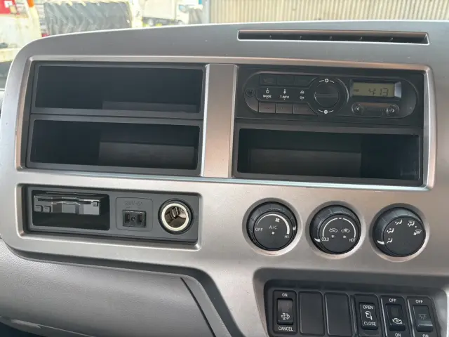 ＵＤ コンドル TKG-MK38L(2WD)の写真47