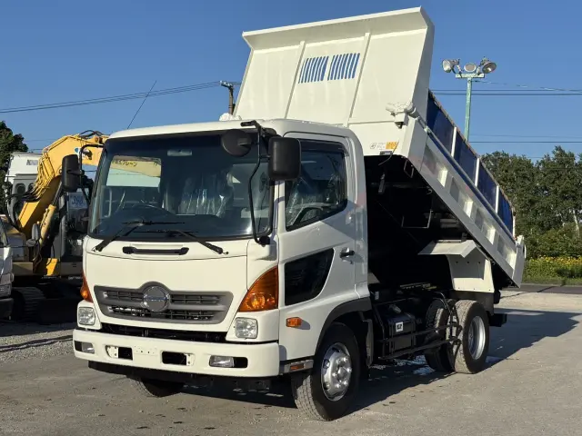 日野 レンジャー TKG-FC9JCAP(2WD)の写真1