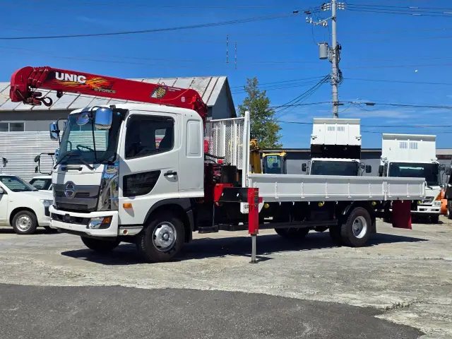 日野 レンジャー 2KG-FD2ABA(2WD)の写真2