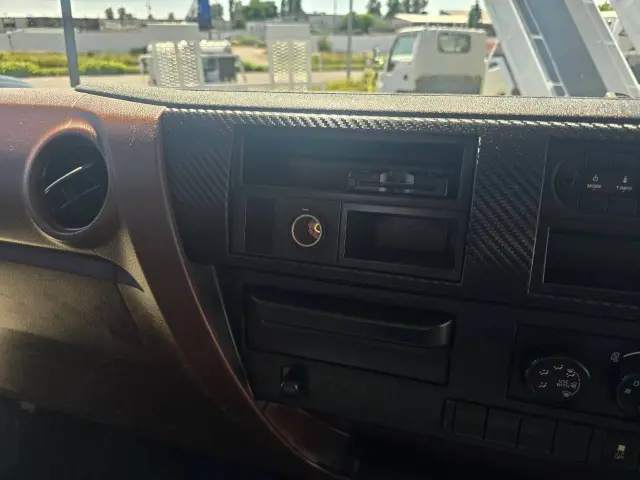 日野 レンジャー 2KG-FD2ABA(2WD)の写真42