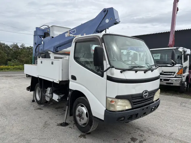 日野 デュトロ PB-XZU368M(4WD)の写真3