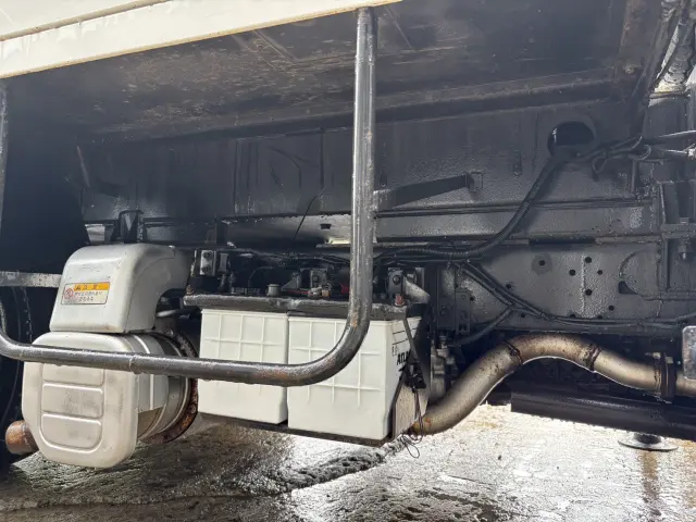 日野 デュトロ PB-XZU368M(4WD)の写真32