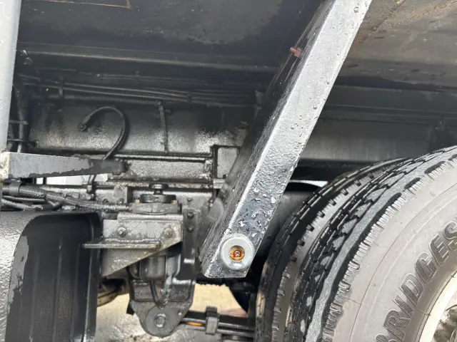 日野 デュトロ PB-XZU368M(4WD)の写真36