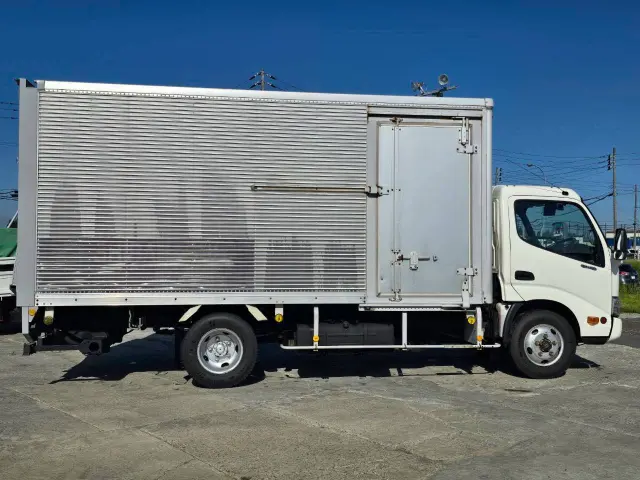 日野 デュトロ TKG-XZU695M(4WD)の写真6