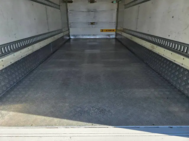 日野 デュトロ TKG-XZU695M(4WD)の写真15