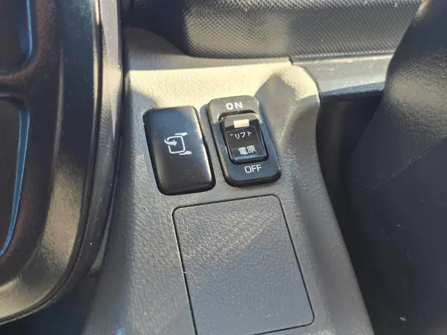 日野 デュトロ TKG-XZU695M(4WD)の写真34