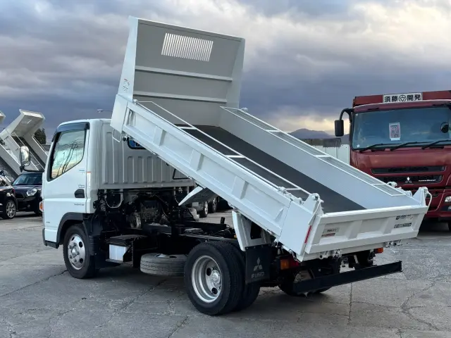 三菱 キャンター TPG-FBA30(2WD)の写真6