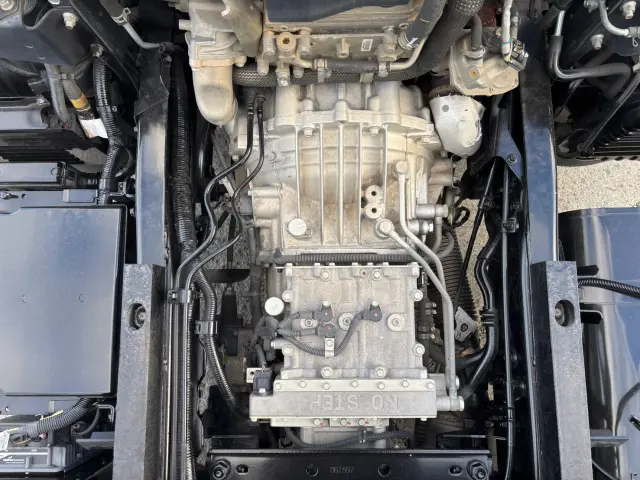 三菱 キャンター TPG-FBA30(2WD)の写真21
