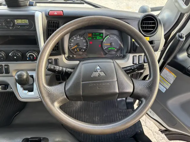 三菱 キャンター TPG-FBA30(2WD)の写真31