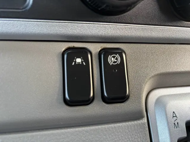 三菱 キャンター TPG-FBA30(2WD)の写真35