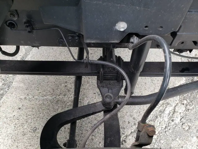 いすゞ フォワード TKG-FRR90S2(2WD)の写真32