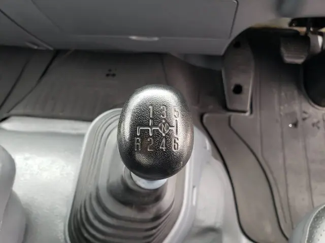 いすゞ フォワード TKG-FRR90S2(2WD)の写真40