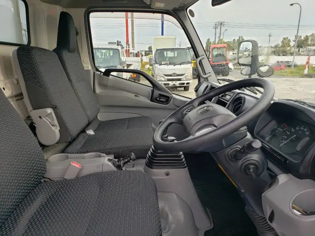 トヨタ ダイナ 2RG-XZU710(2WD)の写真23