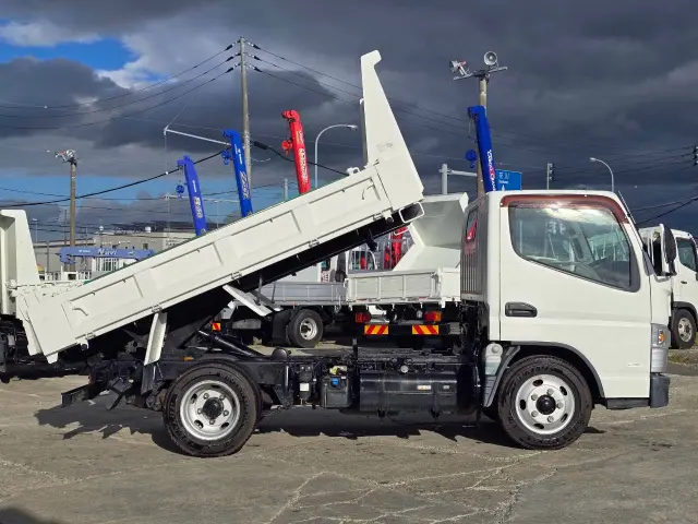 三菱 キャンター TKG-FBA20(2WD)の写真4