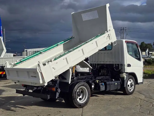 三菱 キャンター TKG-FBA20(2WD)の写真8
