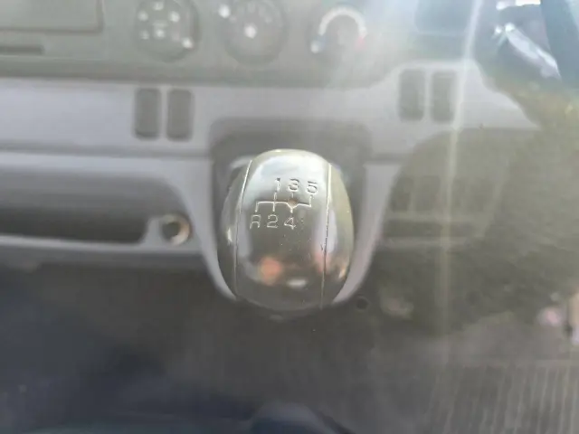 三菱 キャンター TKG-FBA20(2WD)の写真30