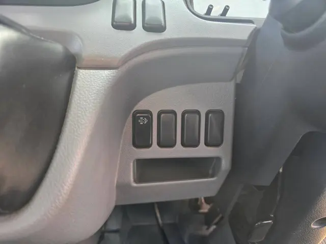 三菱 キャンター TKG-FBA20(2WD)の写真33
