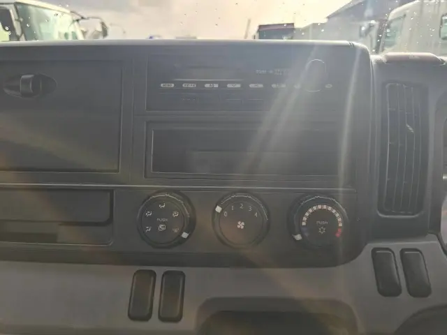 三菱 キャンター TKG-FBA20(2WD)の写真36