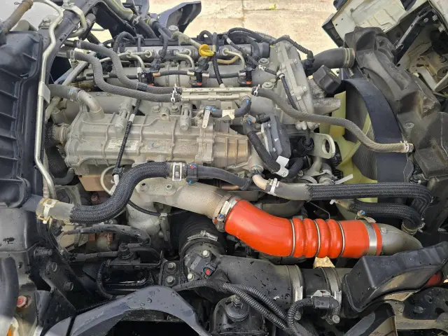三菱 キャンター TKG-FBA20(2WD)の写真42